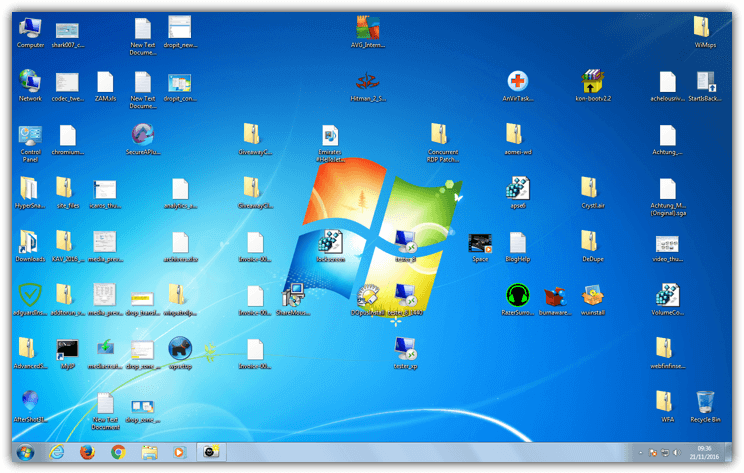 unorganized desktop